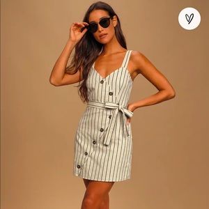 Lulu’s striped tie waist summer dress